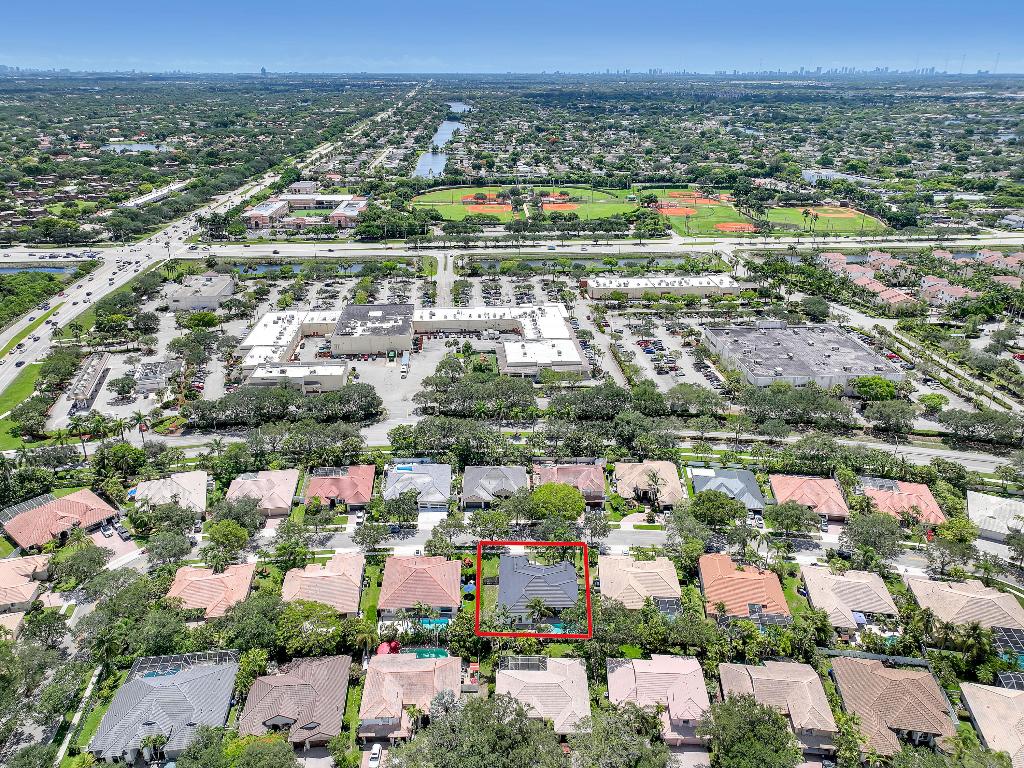 2150 NW 125th Pembroke Pines, FL 33028