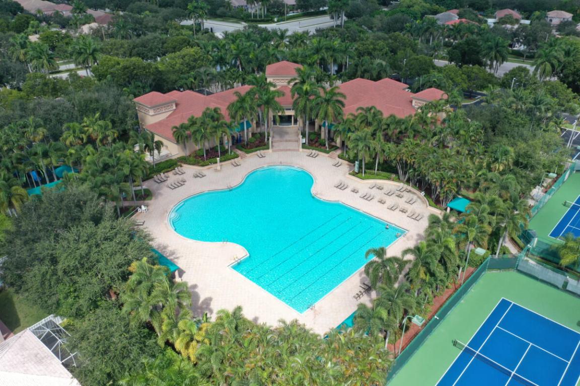 2150 NW 125th Pembroke Pines, FL 33028