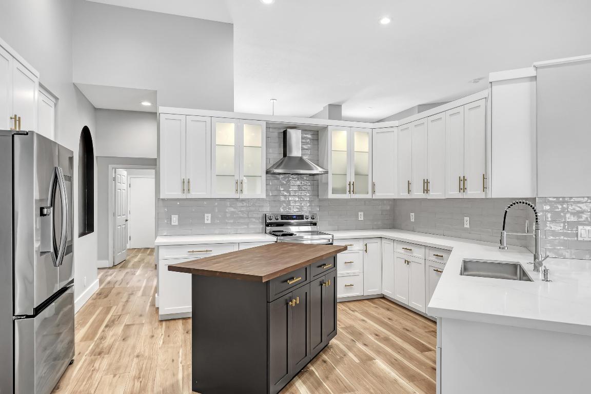 2150 NW 125th Pembroke Pines, FL 33028