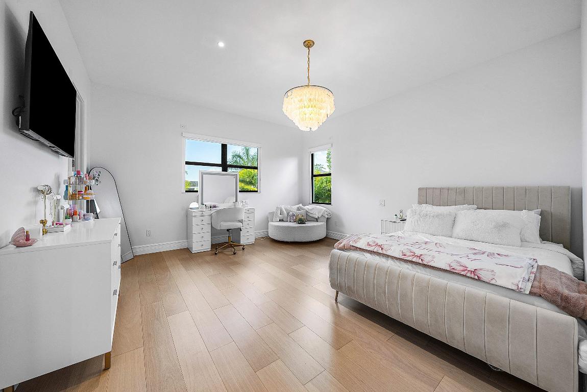 17353 Rosella Rd Boca Raton, FL 33496