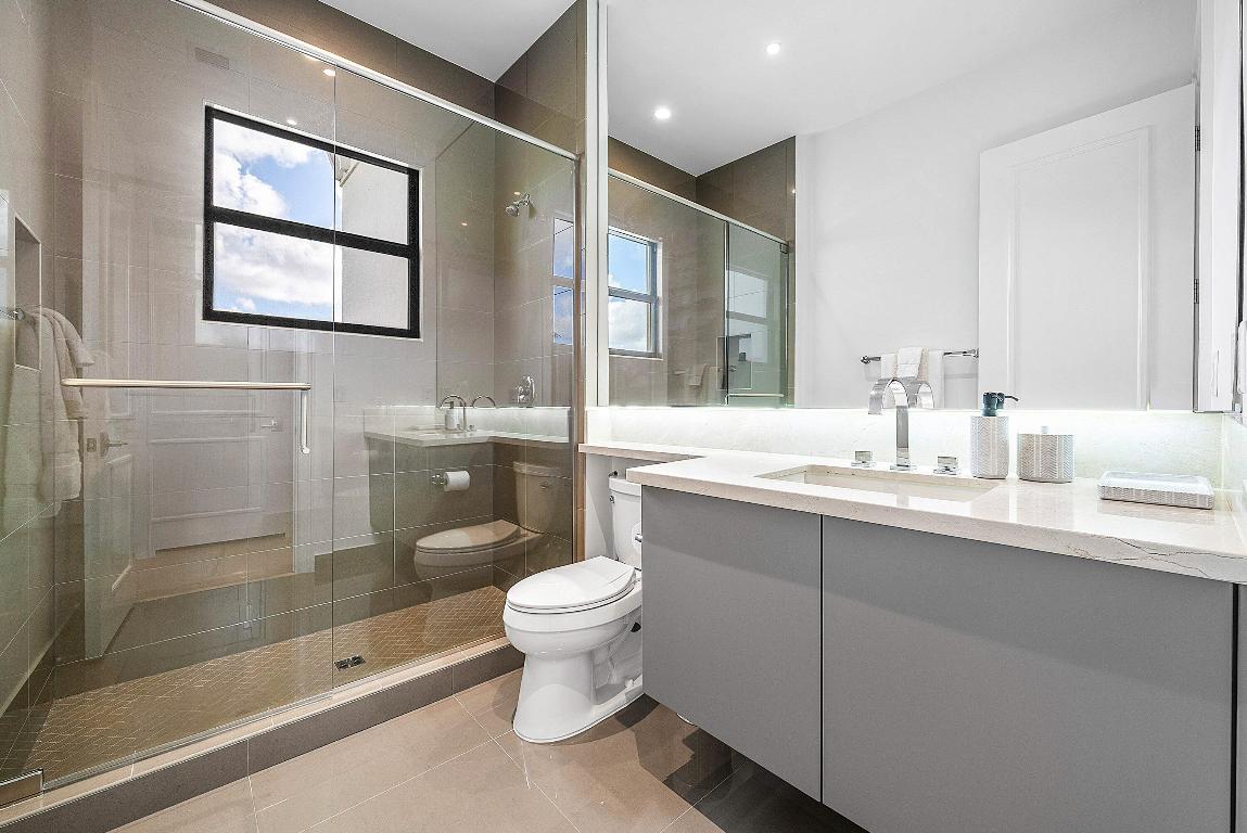 17353 Rosella Rd Boca Raton, FL 33496