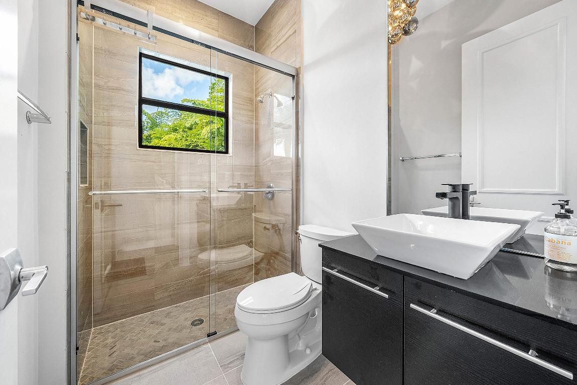 17353 Rosella Rd Boca Raton, FL 33496