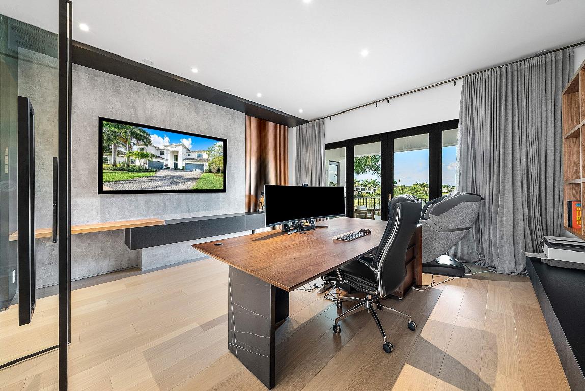 17353 Rosella Rd Boca Raton, FL 33496