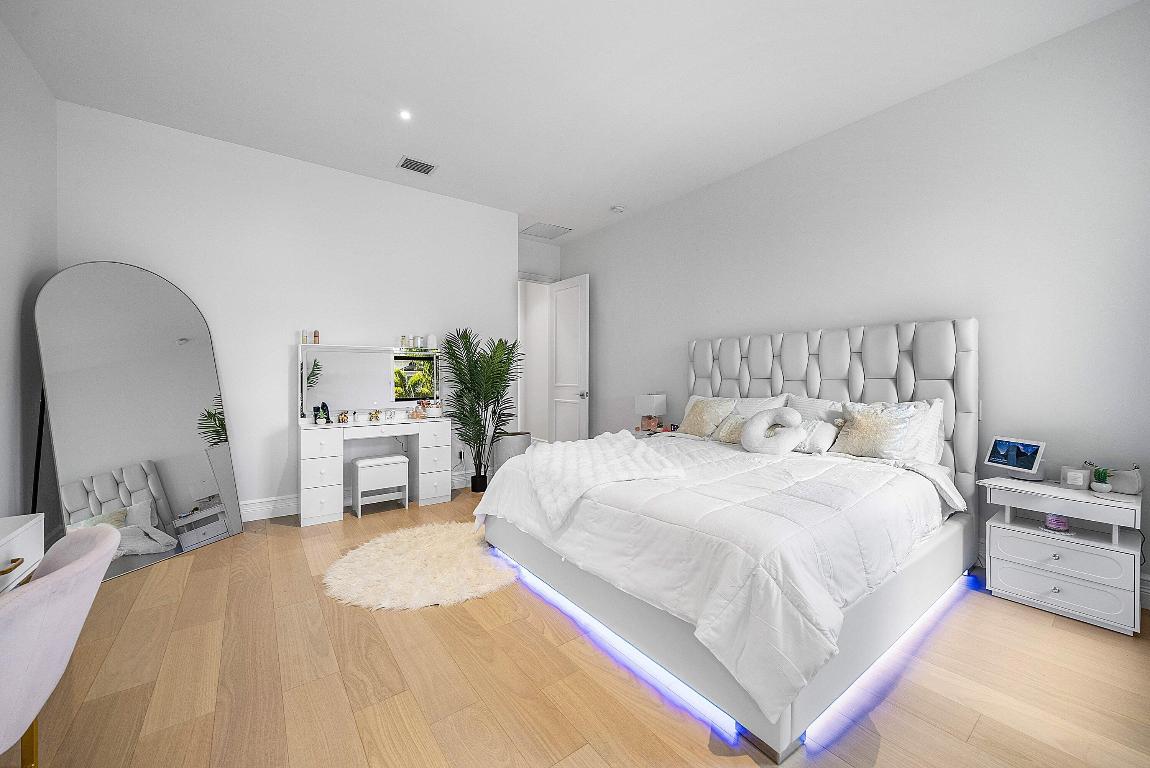 17353 Rosella Rd Boca Raton, FL 33496