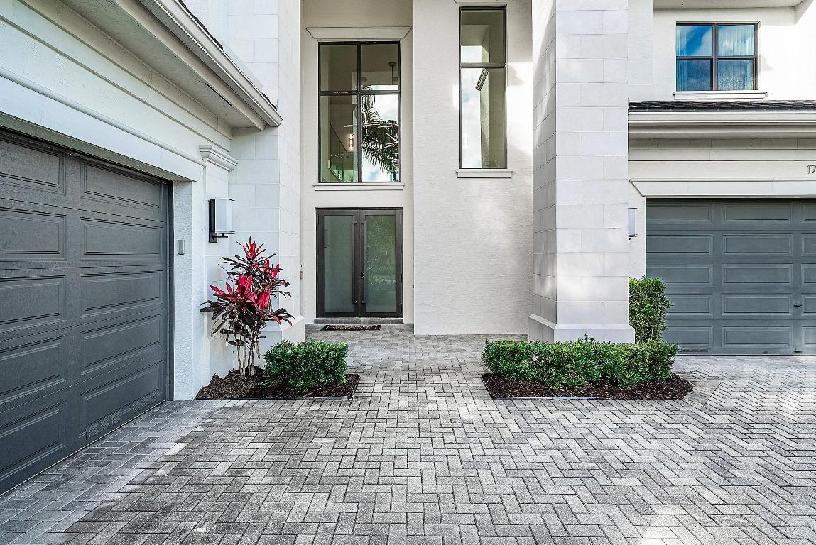 17353 Rosella Rd Boca Raton, FL 33496