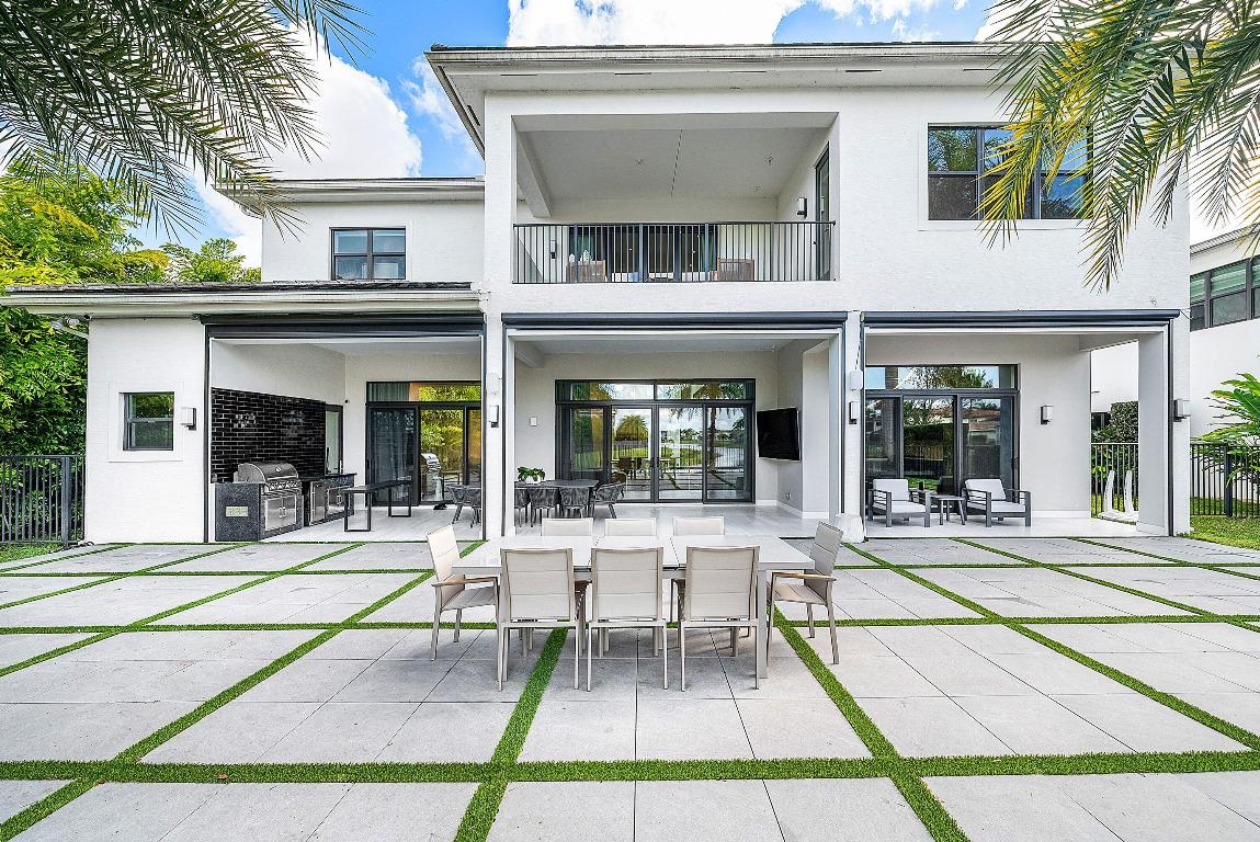 17353 Rosella Rd Boca Raton, FL 33496