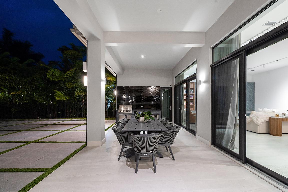 17353 Rosella Rd Boca Raton, FL 33496