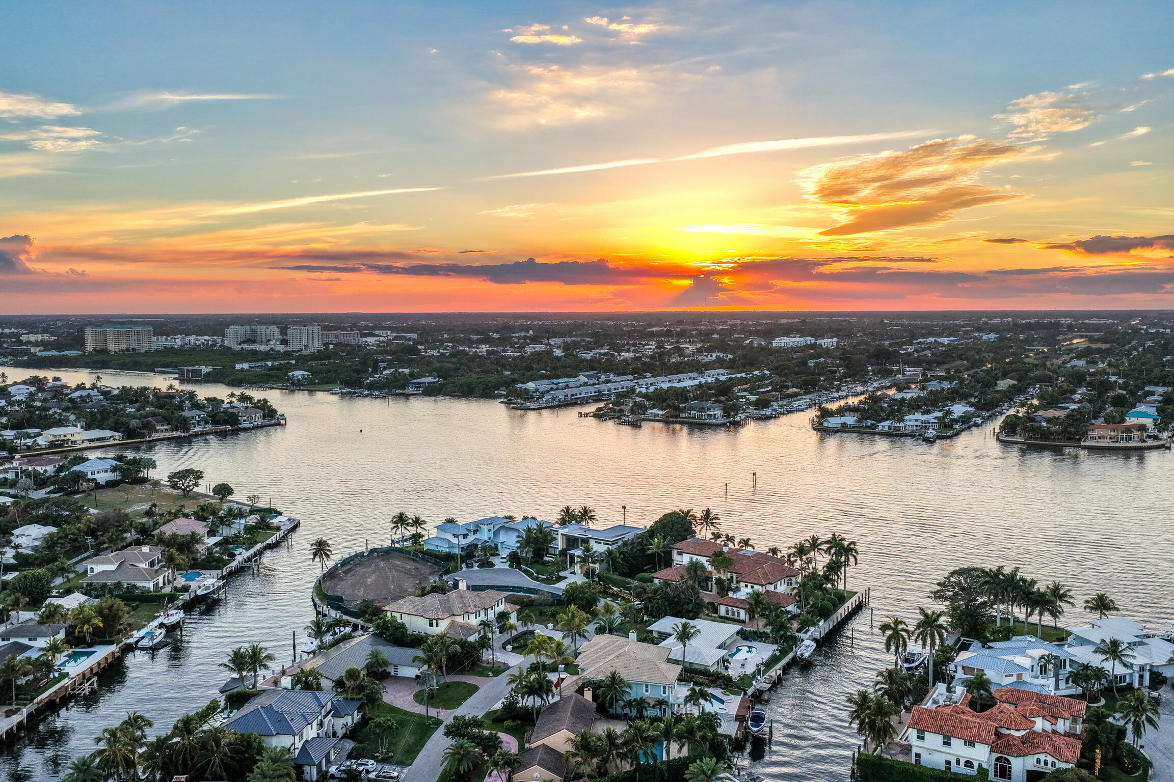 92 Island Ocean Ridge, FL 33435