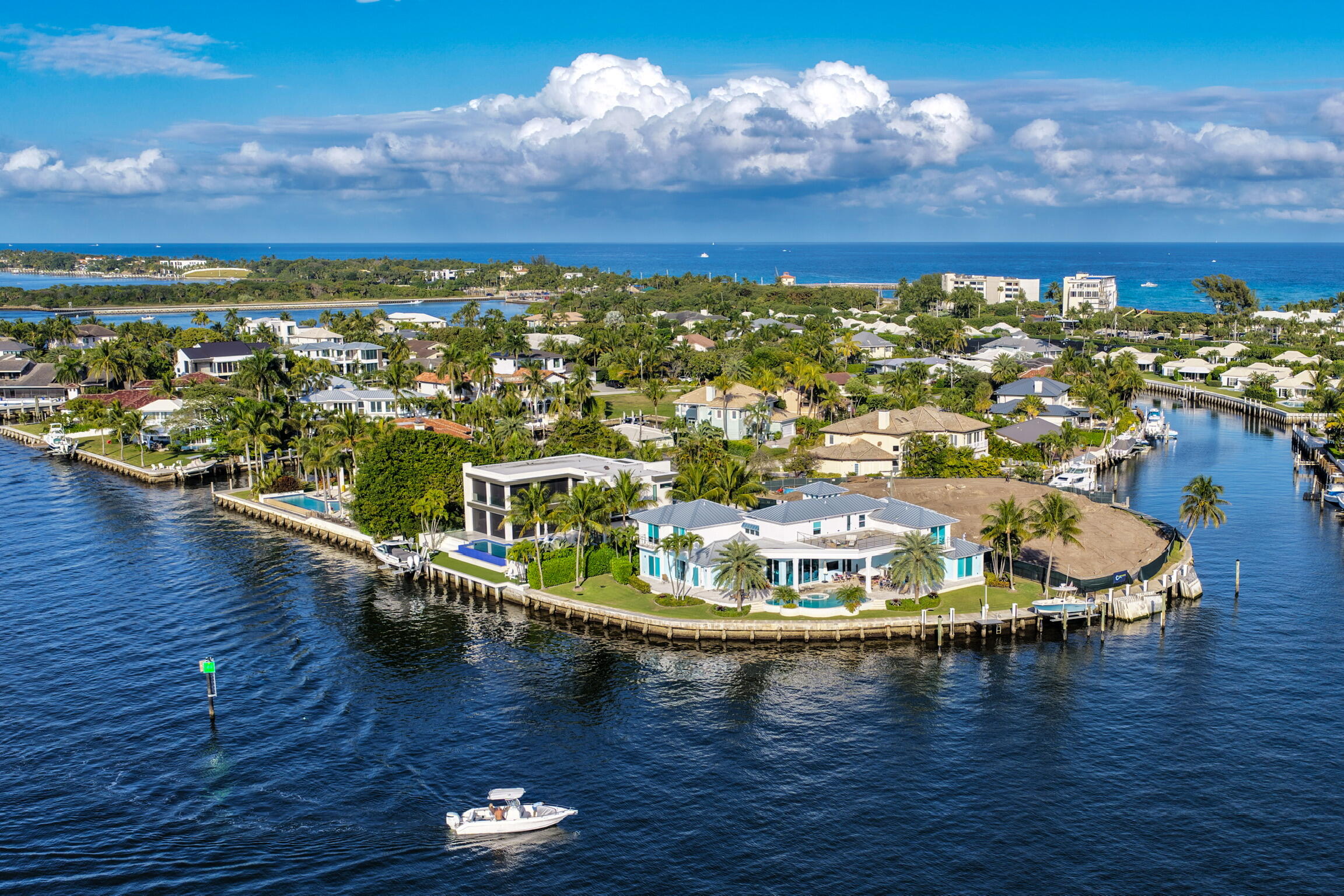 92 Island Ocean Ridge, FL 33435