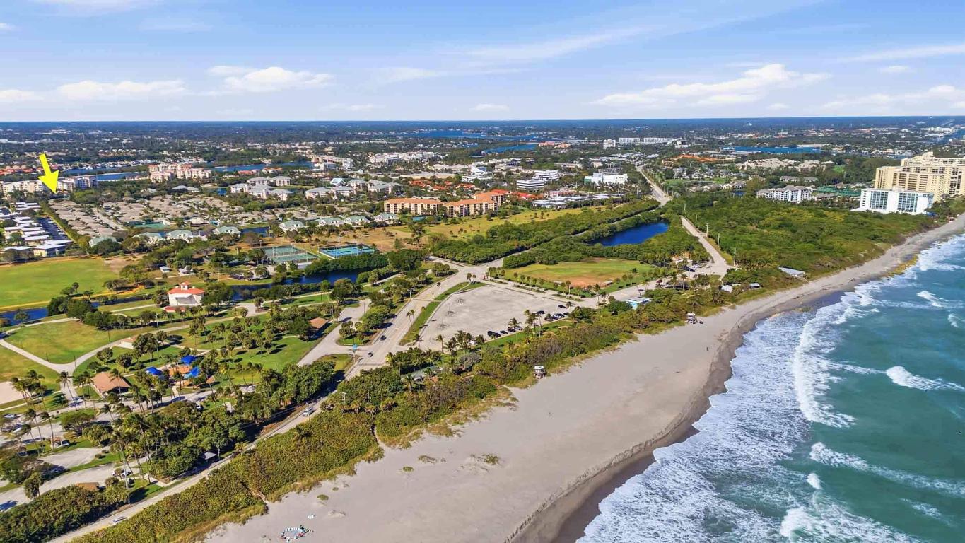 1127 E Seminole #21c Jupiter, FL 33477