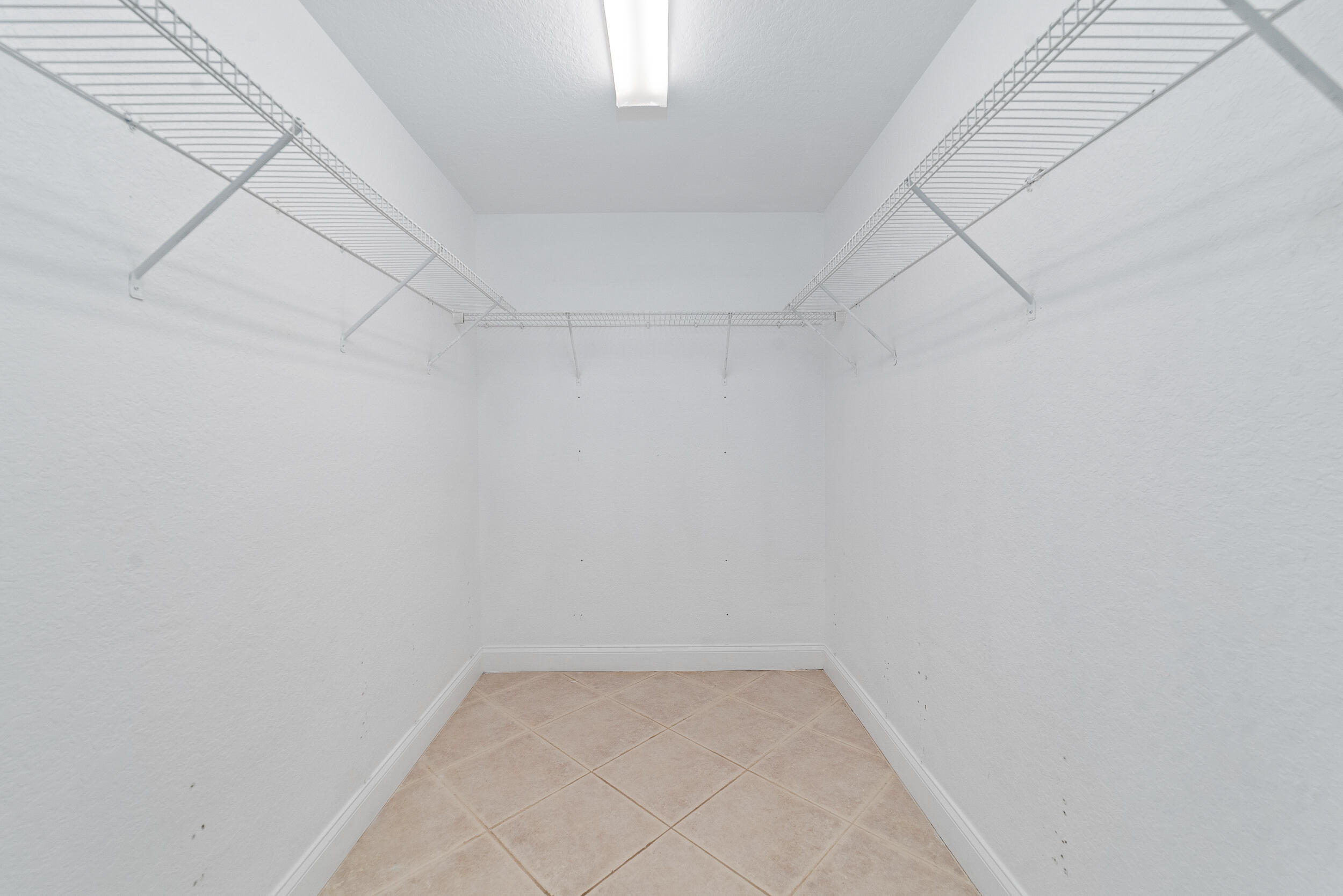 6923 S 1st Jupiter, FL 33458