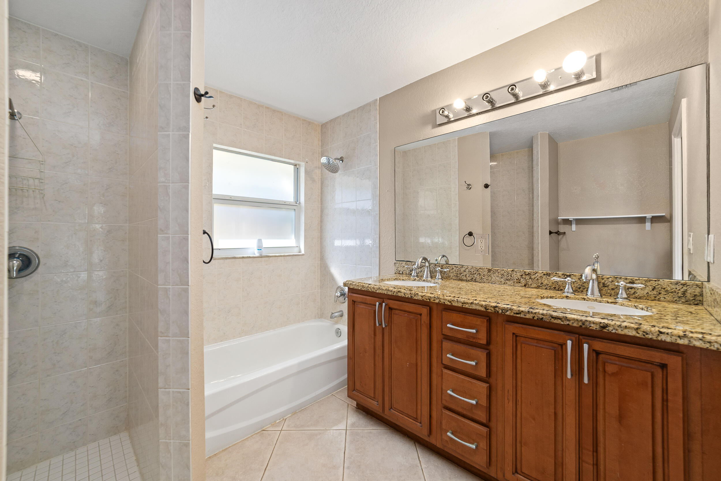 6923 S 1st Jupiter, FL 33458