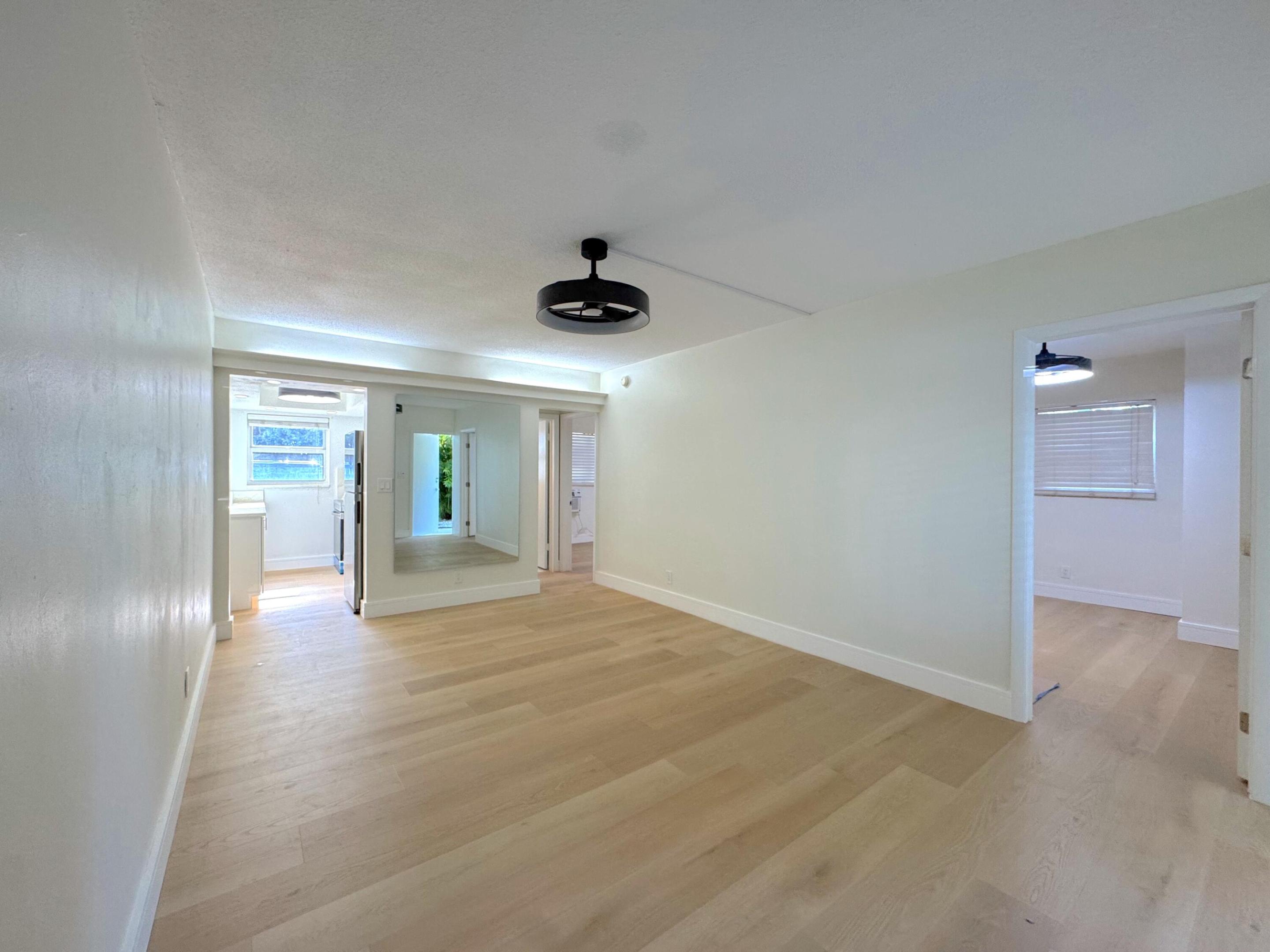 2815 NE 33rd #106 Fort Lauderdale, FL 33308