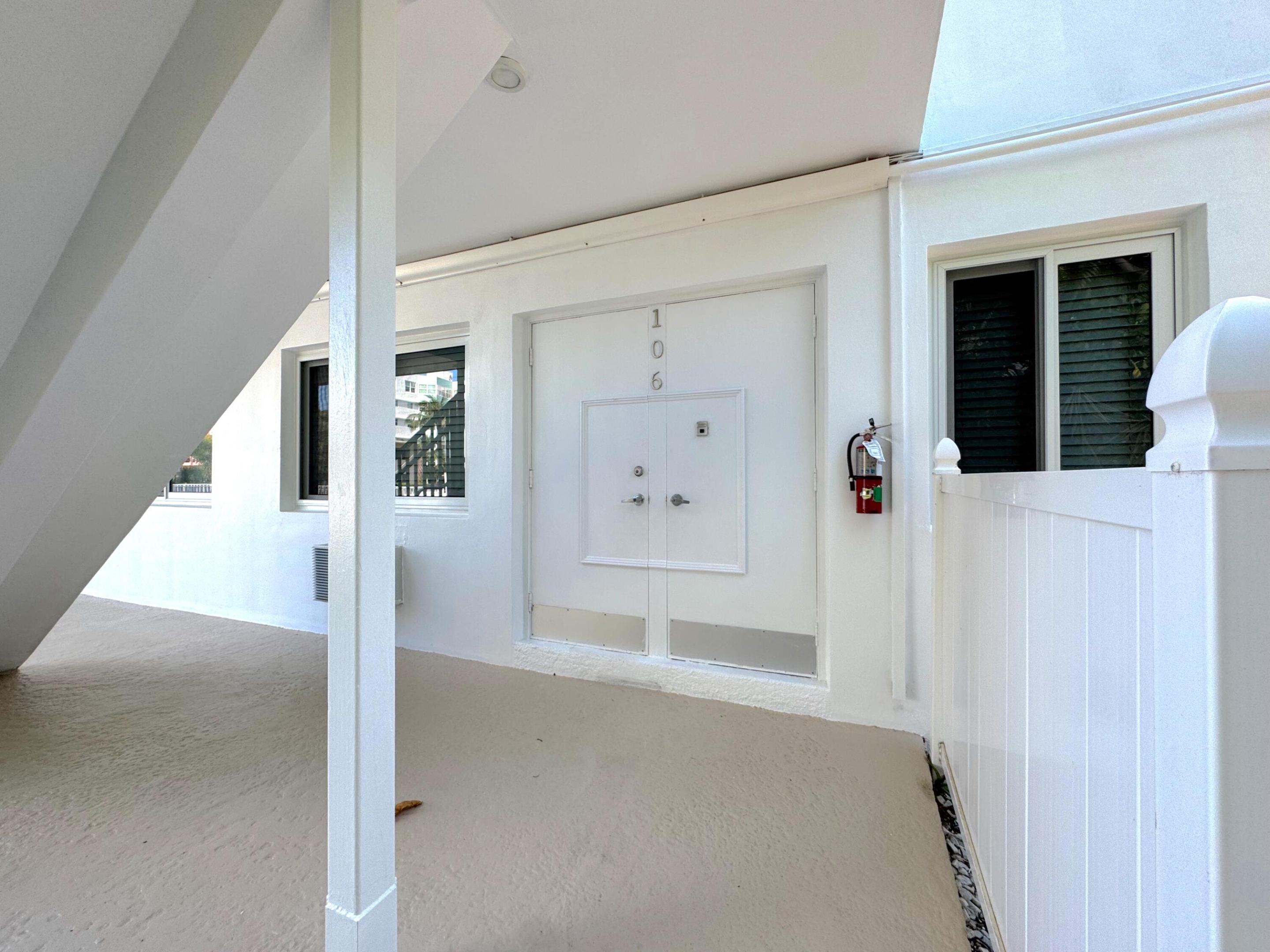 2815 NE 33rd #106 Fort Lauderdale, FL 33308