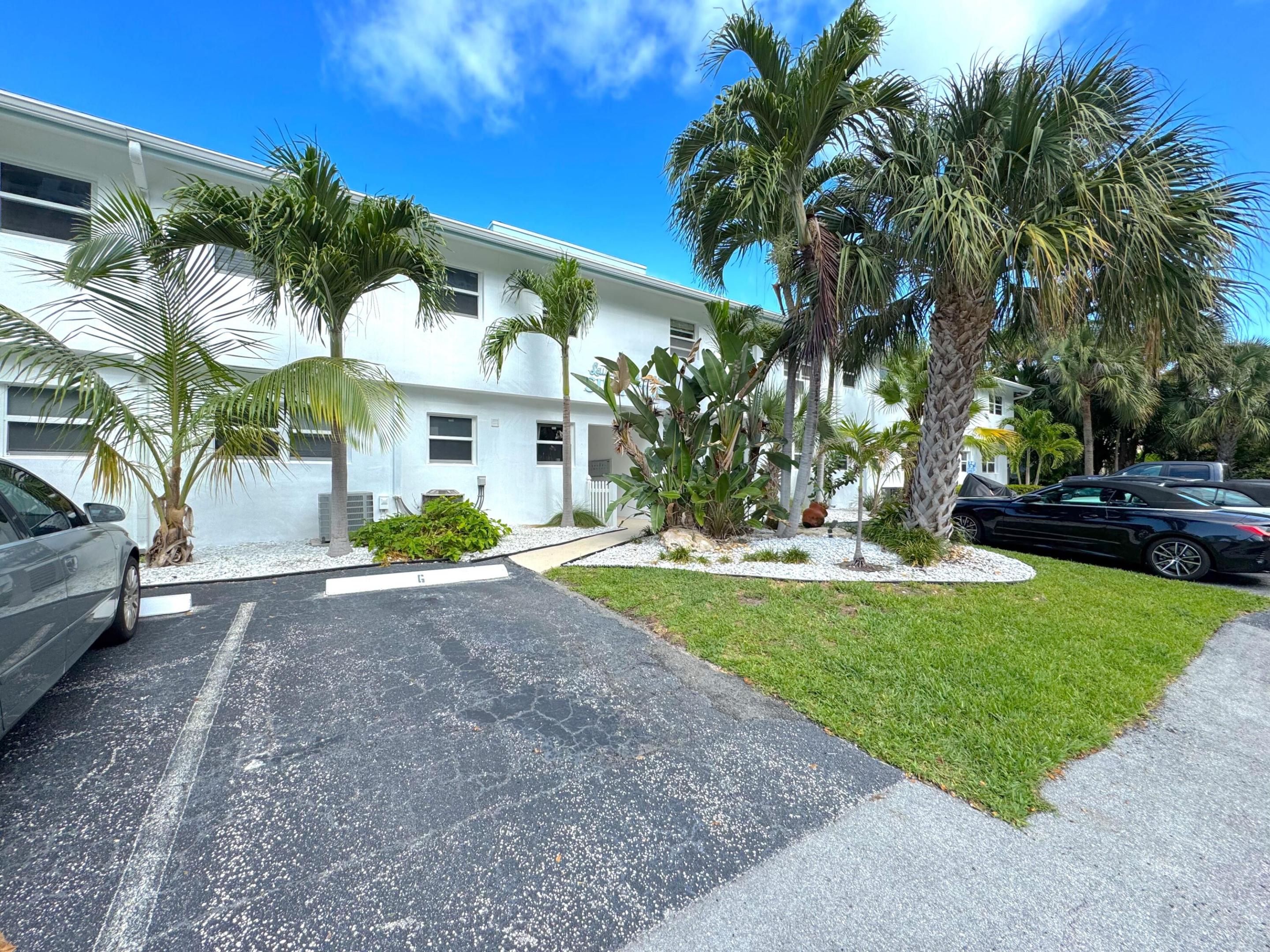 2815 NE 33rd #106 Fort Lauderdale, FL 33308