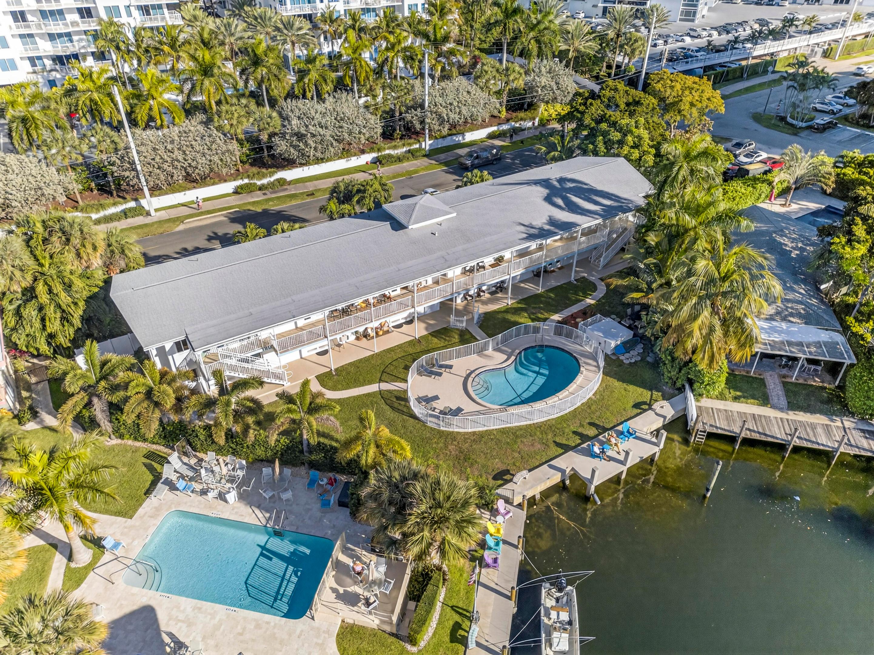 2815 NE 33rd #106 Fort Lauderdale, FL 33308