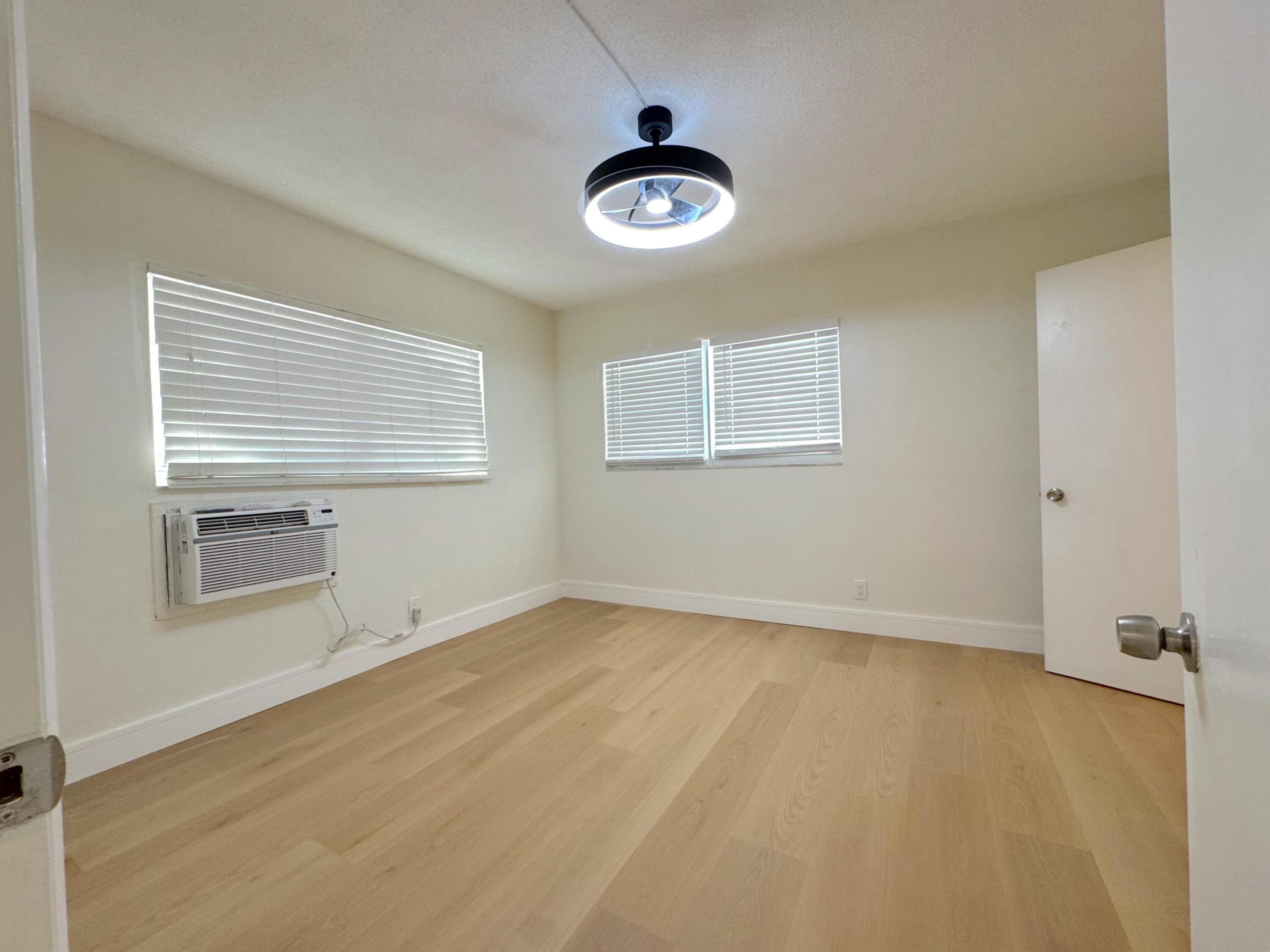 2815 NE 33rd #106 Fort Lauderdale, FL 33308