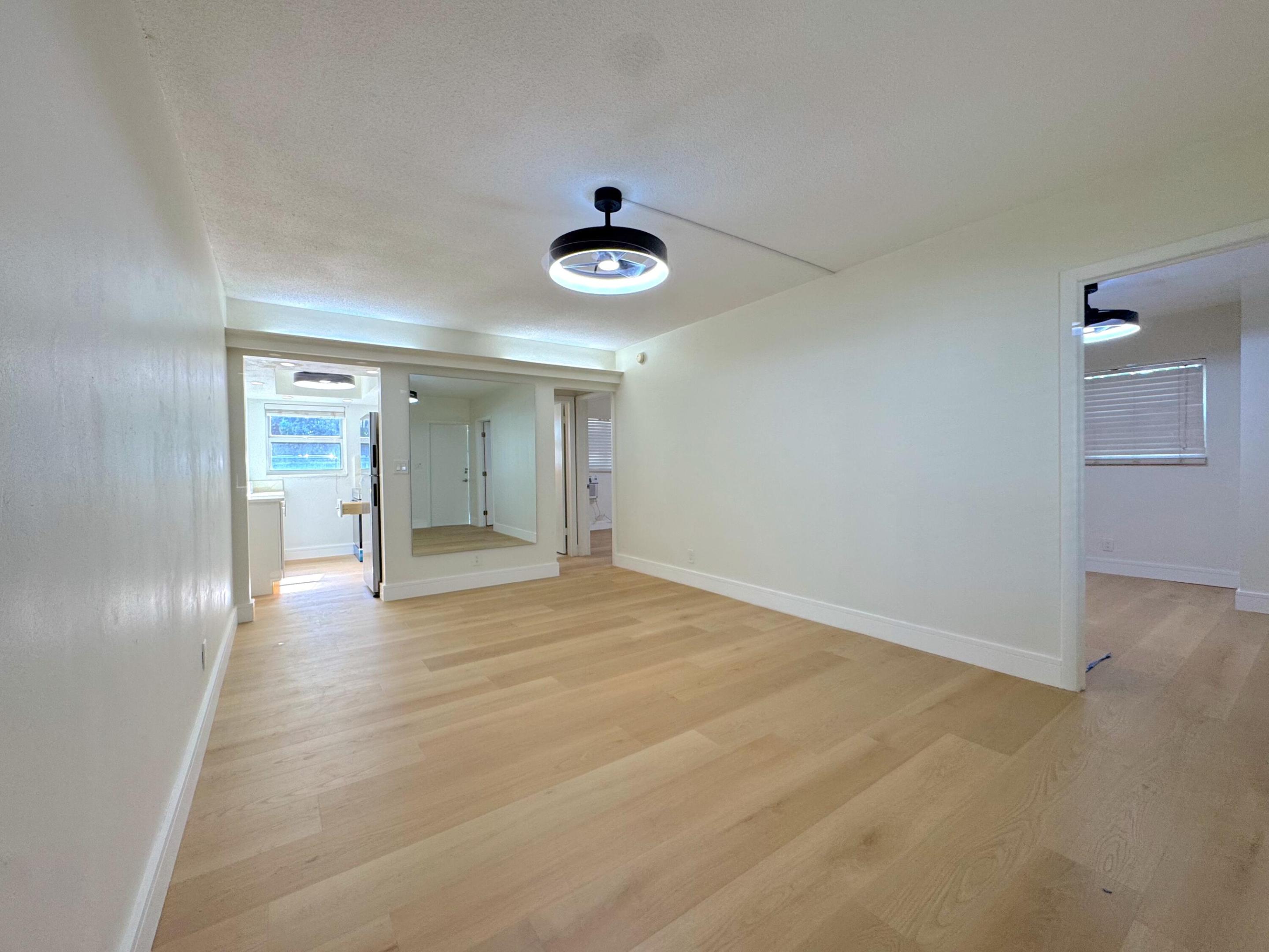 2815 NE 33rd #106 Fort Lauderdale, FL 33308