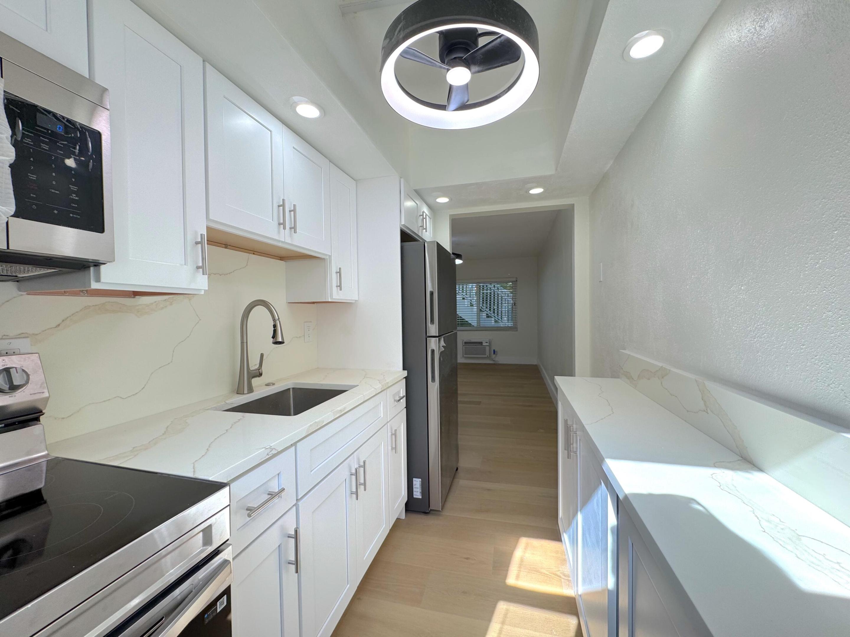 2815 NE 33rd #106 Fort Lauderdale, FL 33308