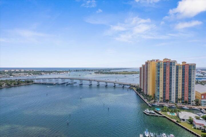 2650 Lake Shr #1004 Riviera Beach, FL 33404