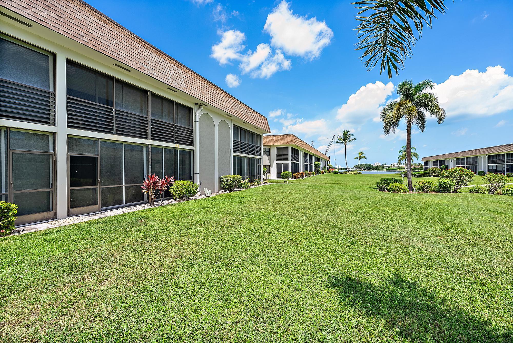 755 Saturn #H107 Jupiter, FL 33477