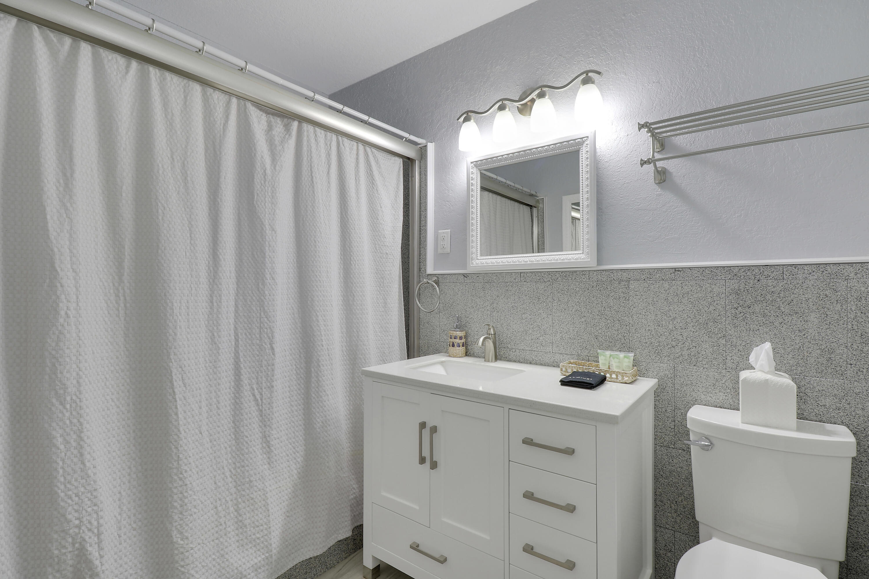 425 Marlin North Palm Beach, FL 33408