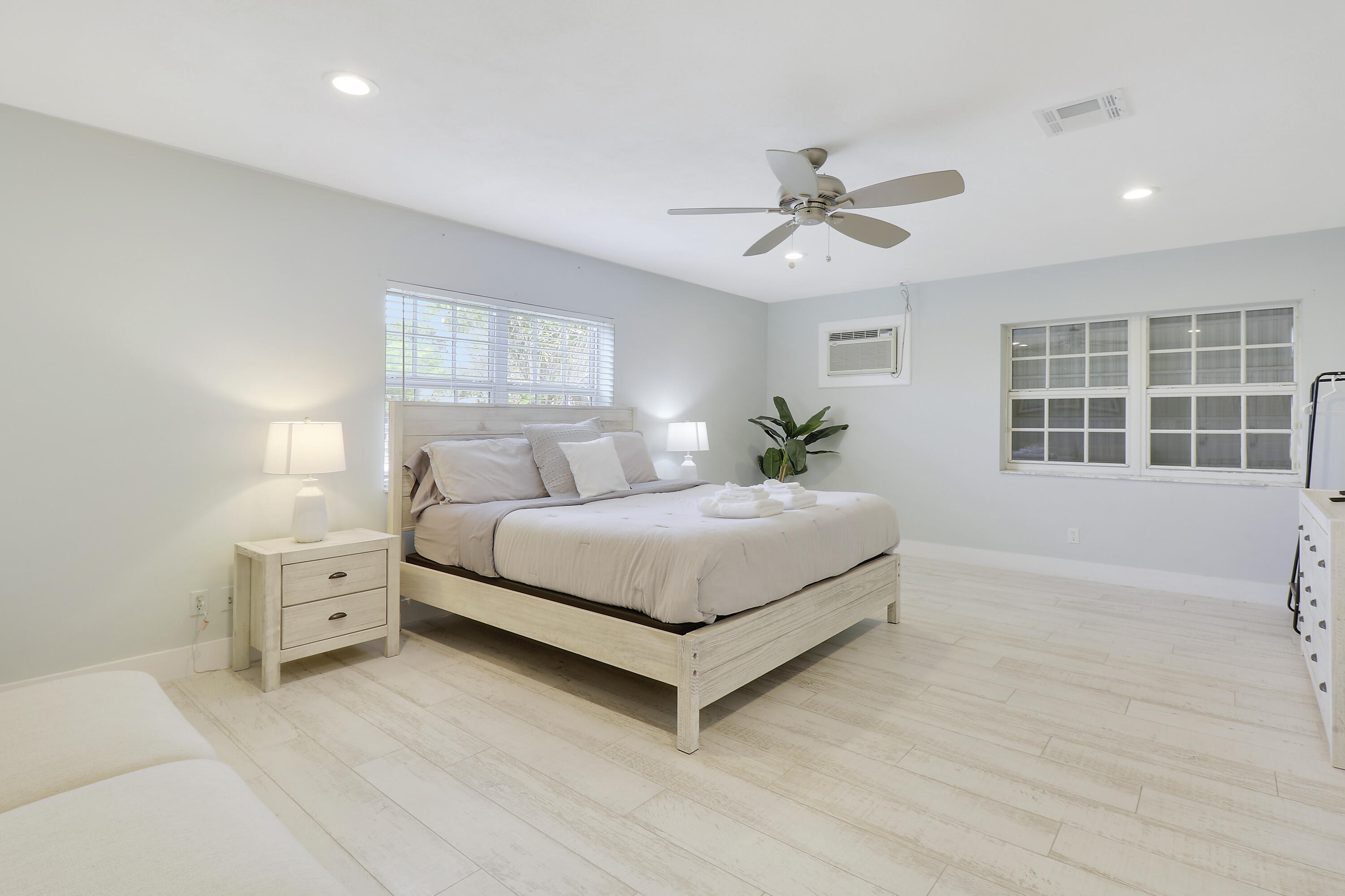 425 Marlin North Palm Beach, FL 33408