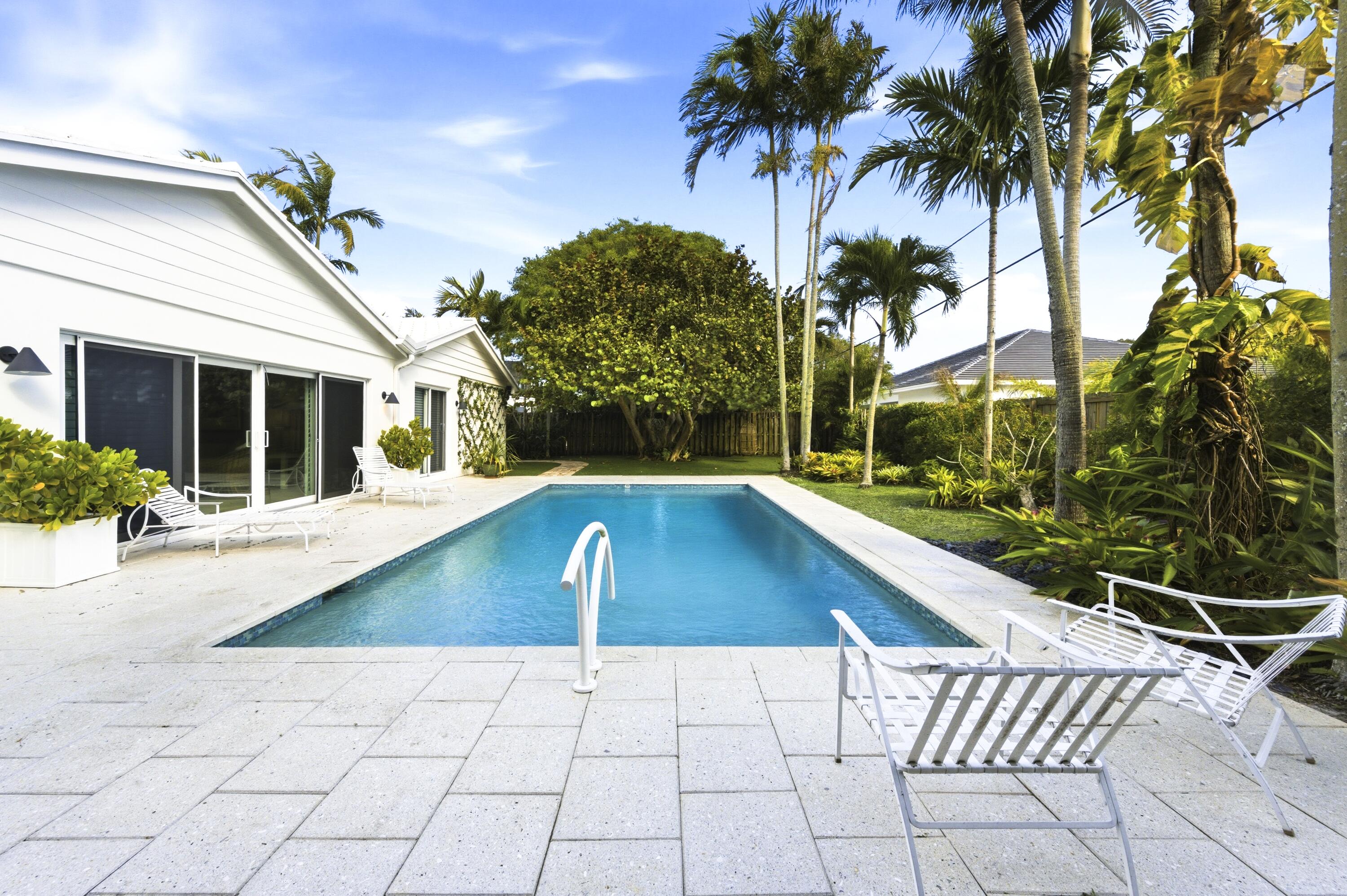 736 Osprey North Palm Beach, FL 33408