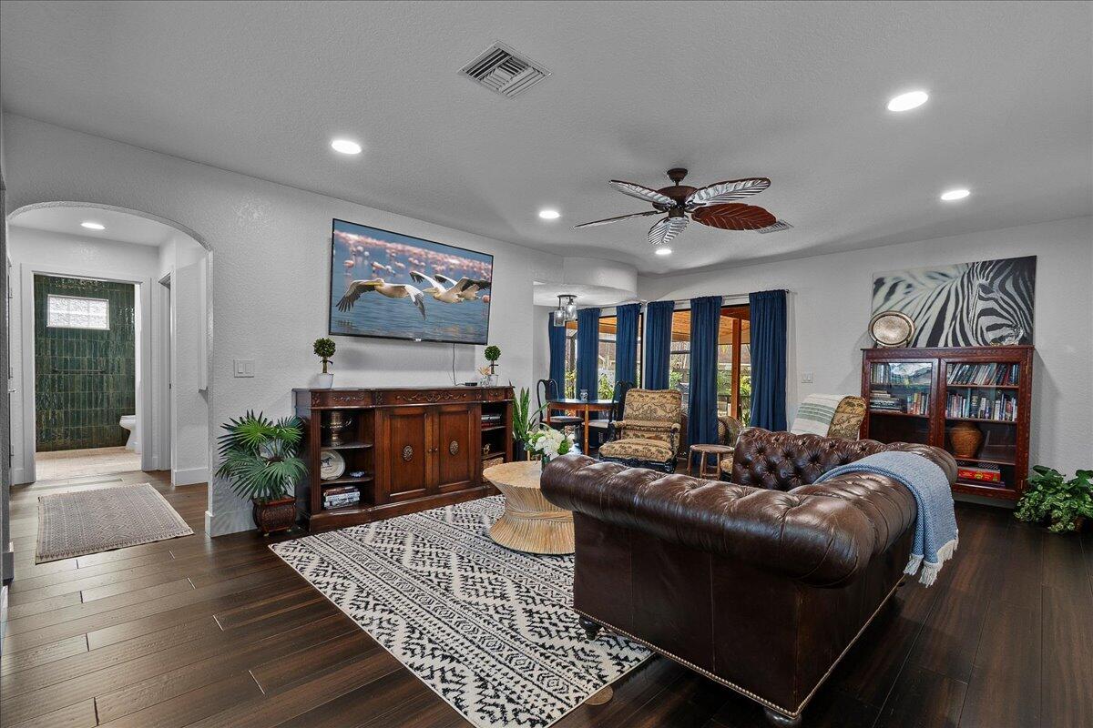 1580 Firethorn Wellington, FL 33414