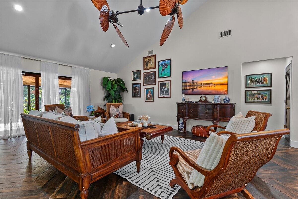 1580 Firethorn Wellington, FL 33414