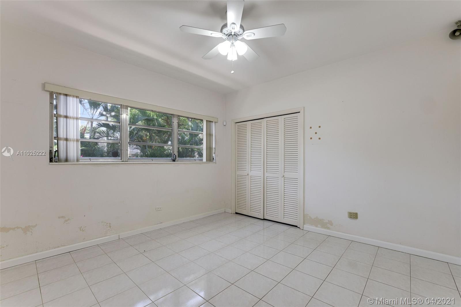 121 E Sunrise Ave Coral Gables, FL 33133