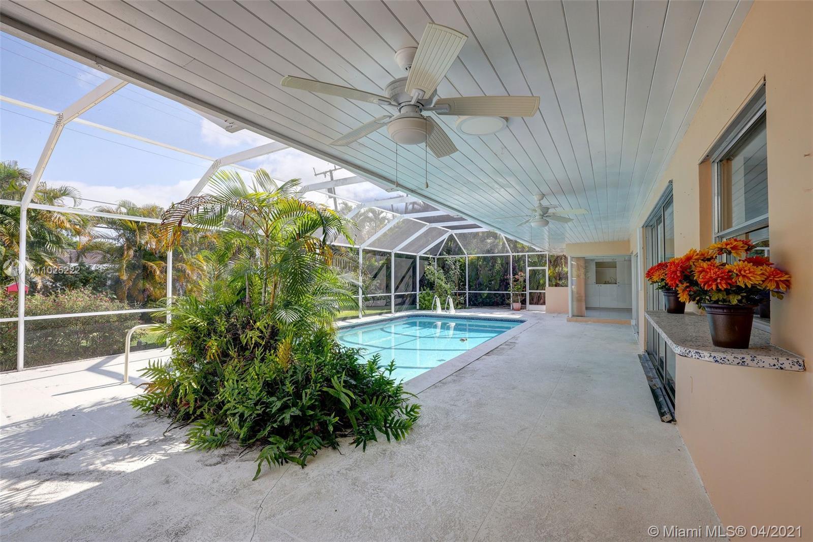 121 E Sunrise Ave Coral Gables, FL 33133