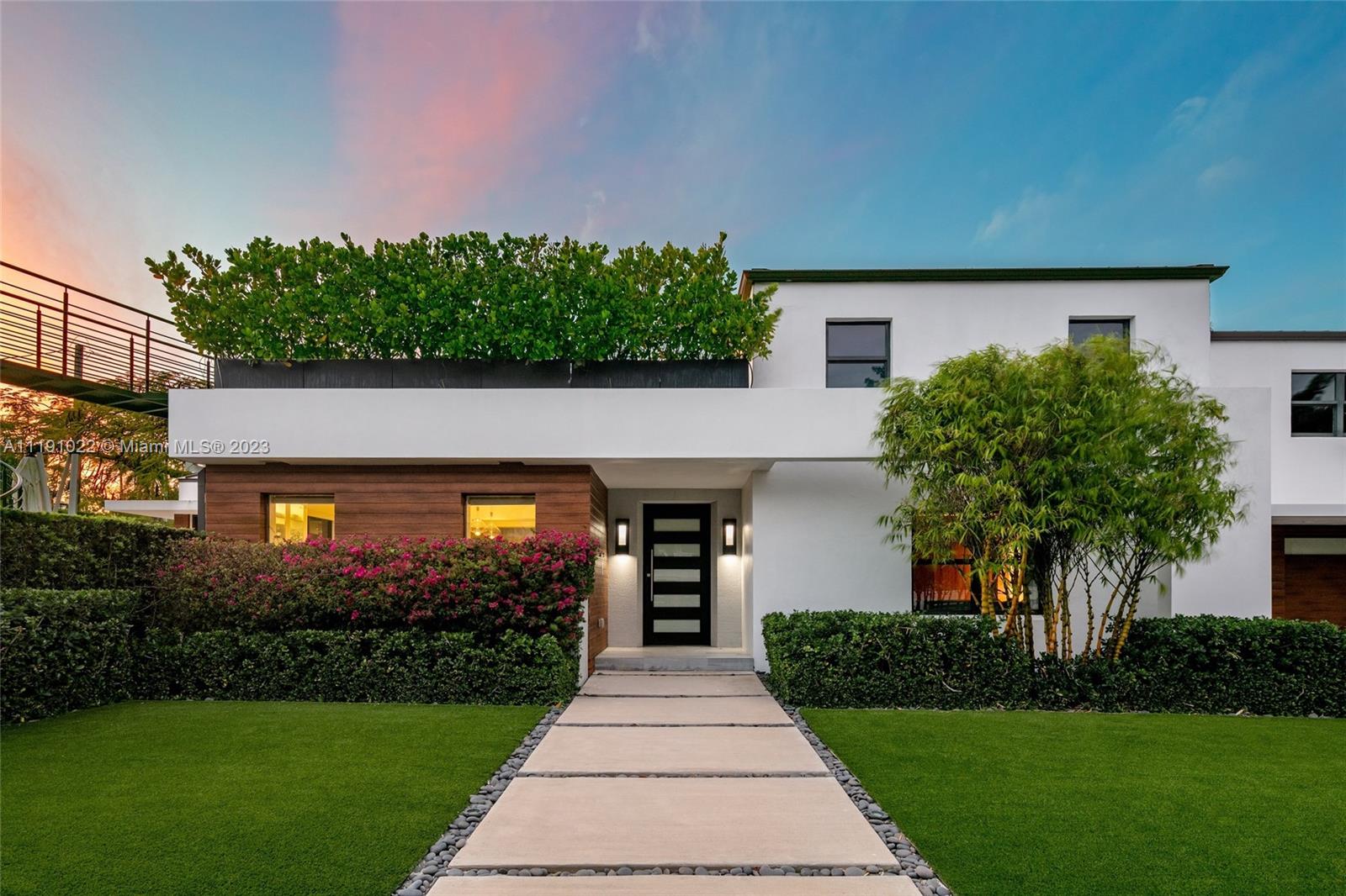 6101 La Gorce Dr