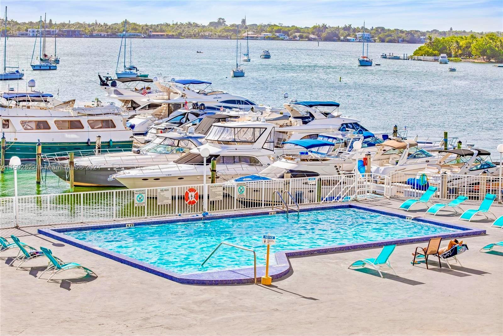 image BAYSHORE YACHT & TENNIS20