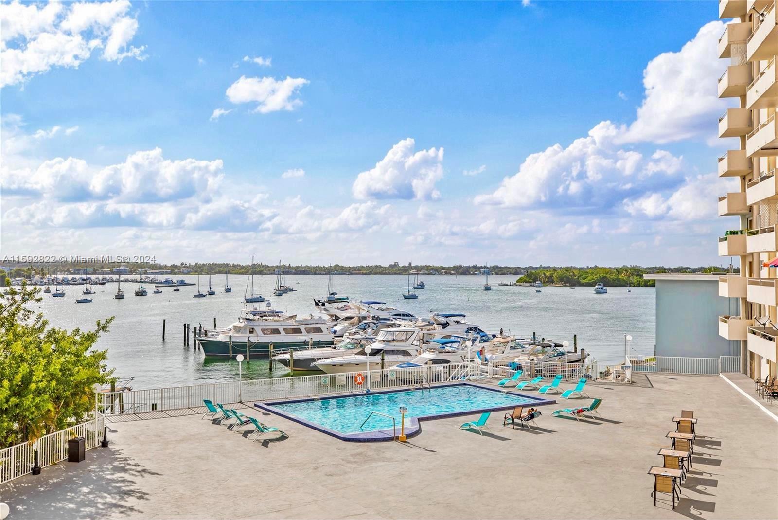 image BAYSHORE YACHT & TENNIS21
