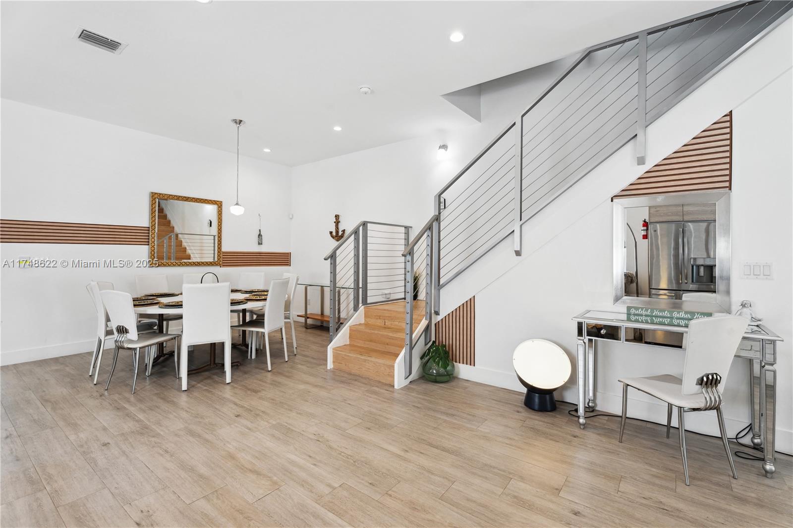 3572 SW 23rd St #3572 Miami, FL 33145