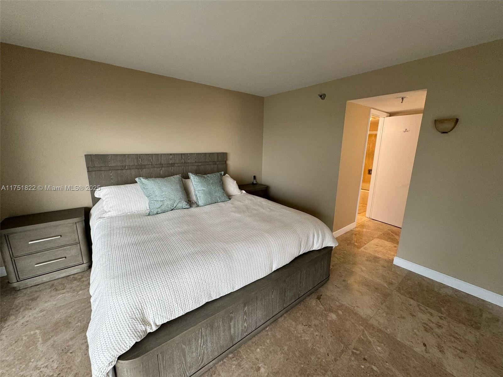 image Atlantis On Brickell Cond17