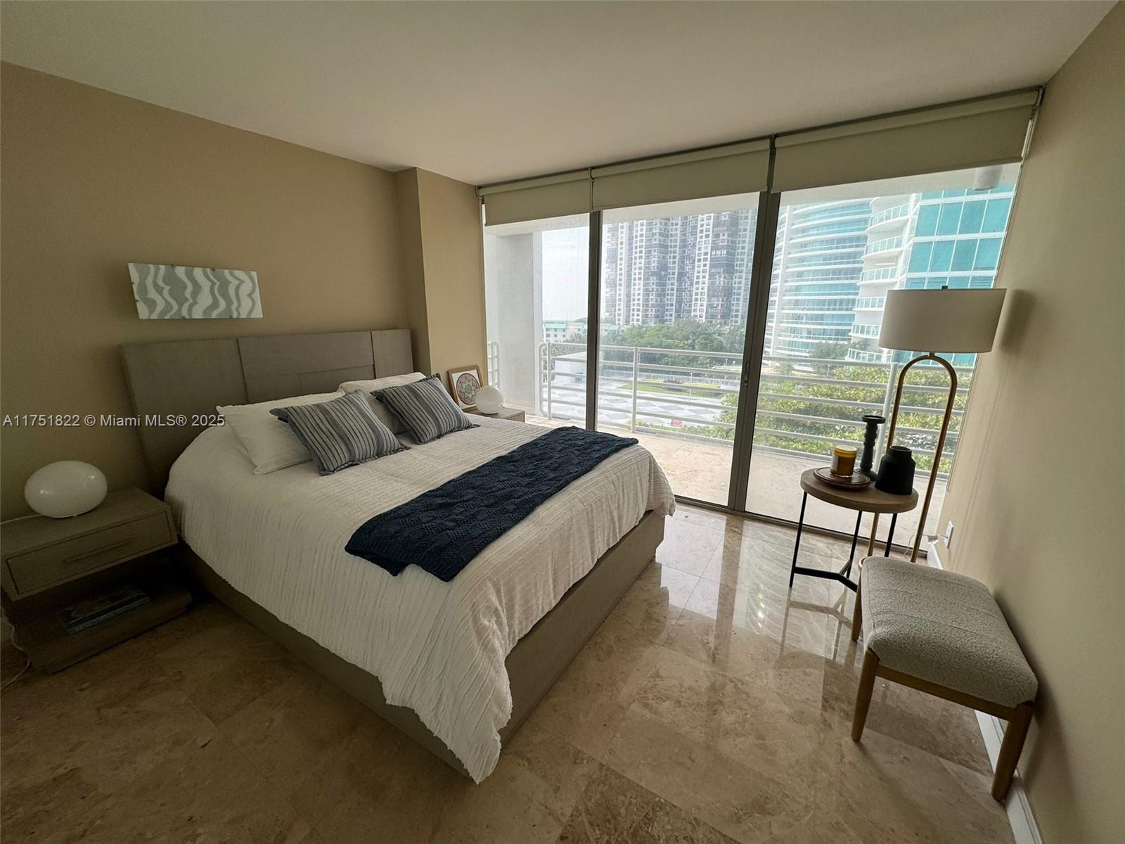 image Atlantis On Brickell Cond22