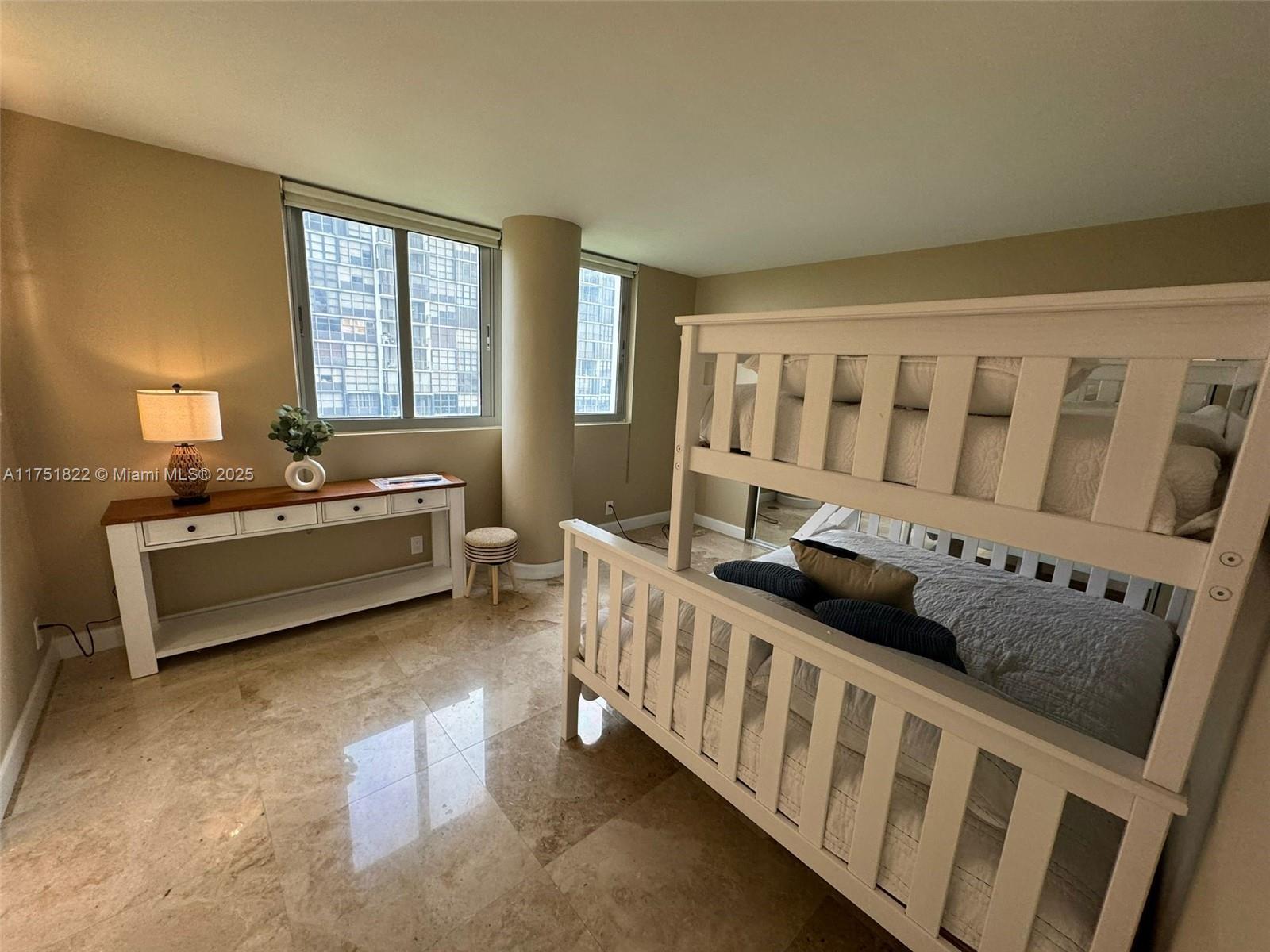 image Atlantis On Brickell Cond28