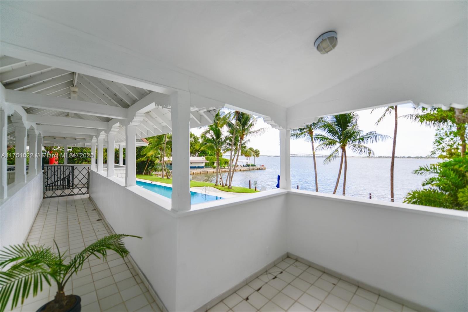 image Atlantis On Brickell Cond41