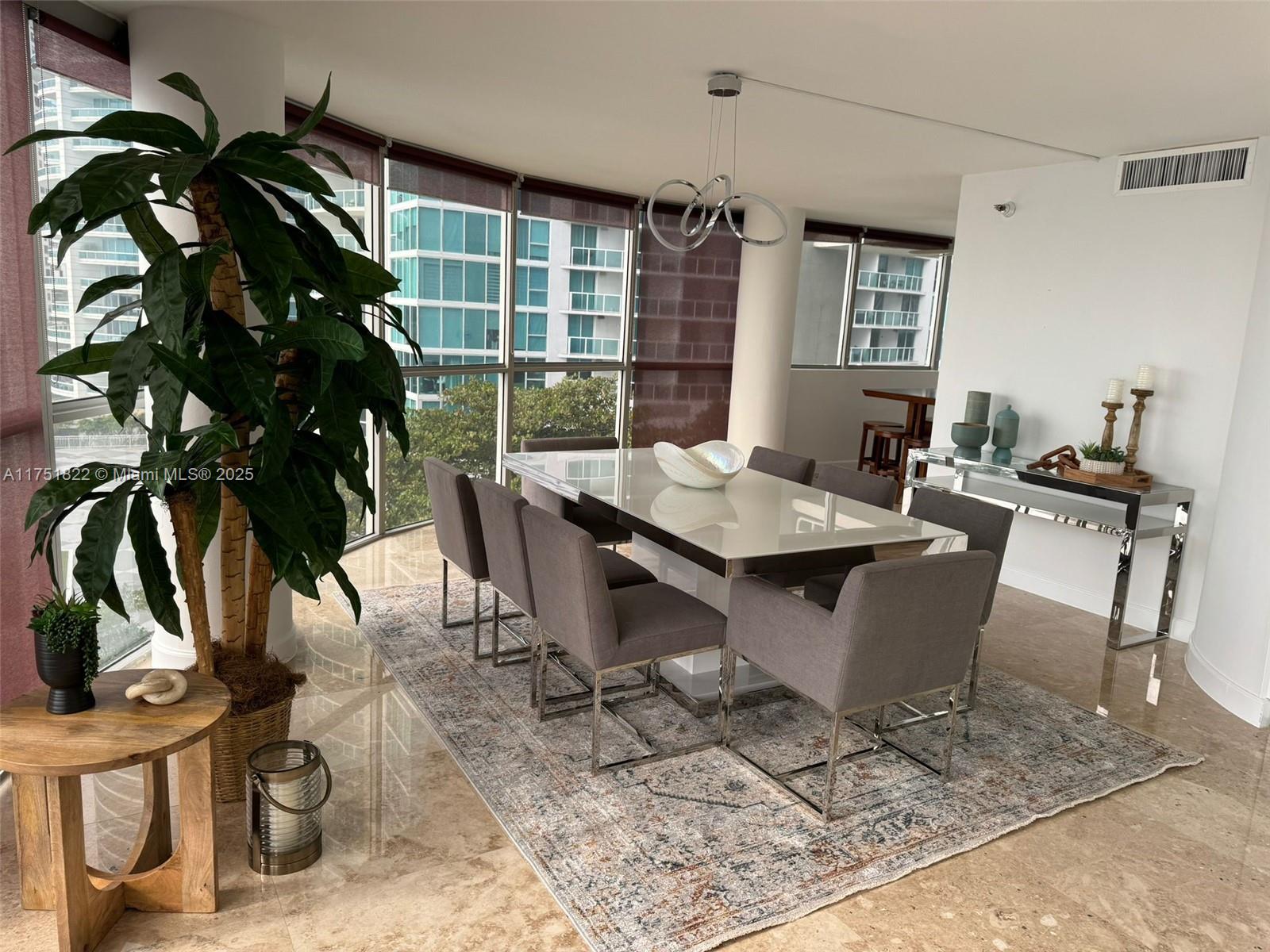image Atlantis On Brickell Cond7