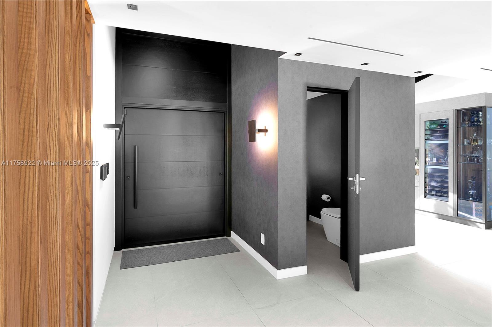 3760 S Douglas Rd Miami, FL 33133