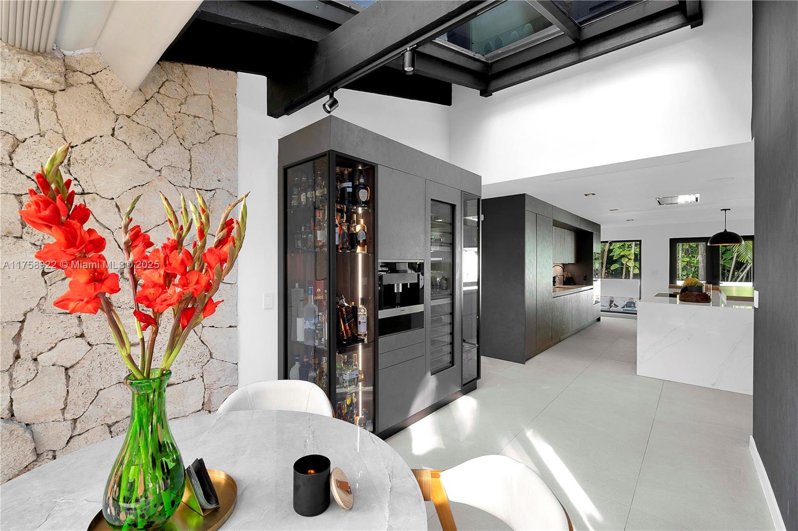 3760 S Douglas Rd Miami, FL 33133