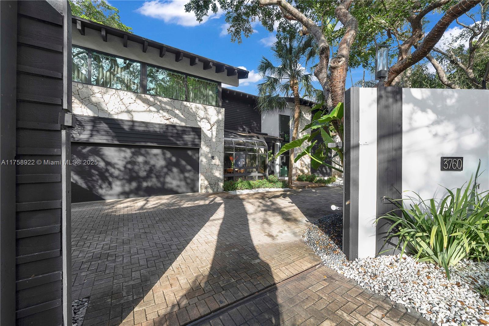 3760 S Douglas Rd Miami, FL 33133