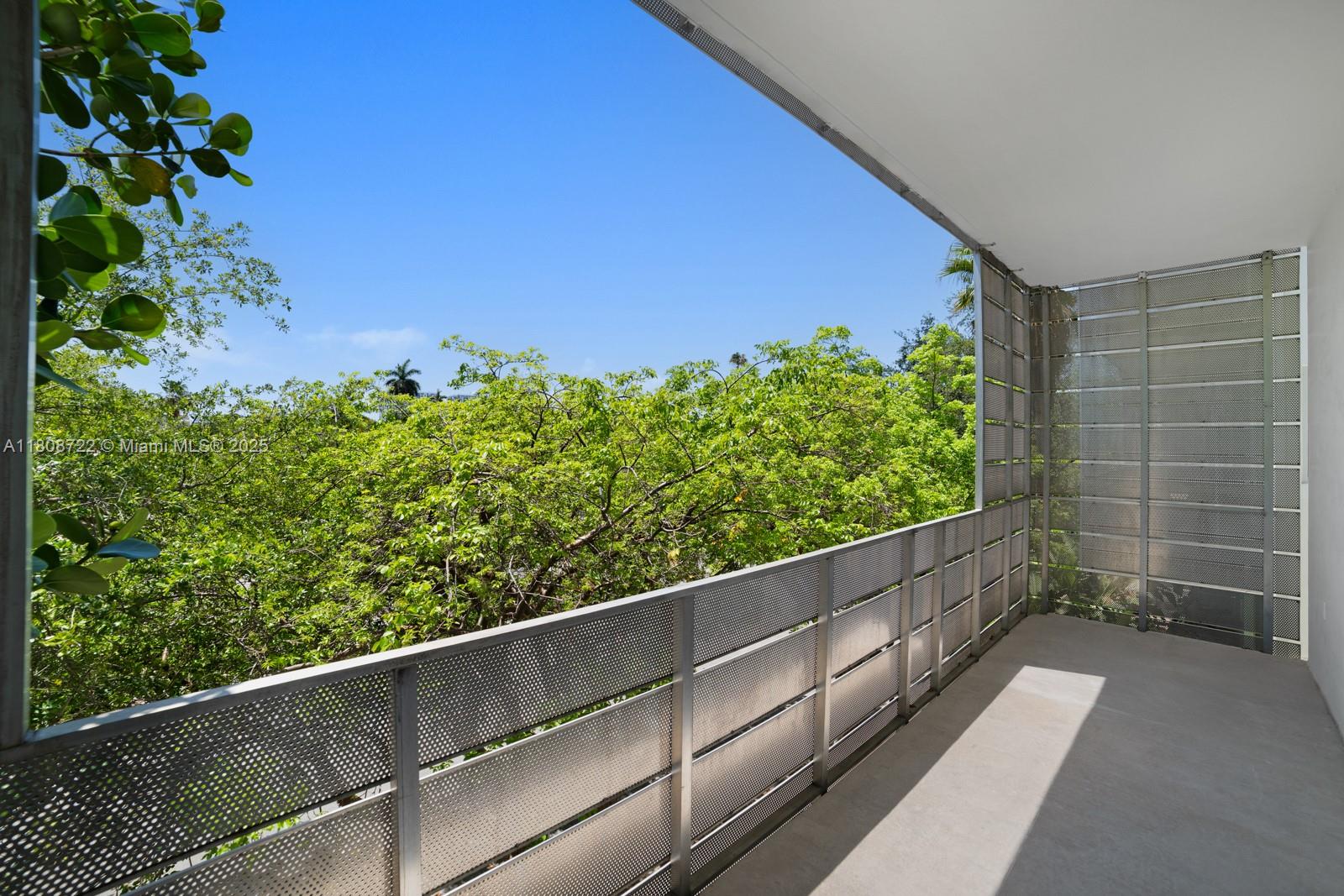 image The Montclair Condo6