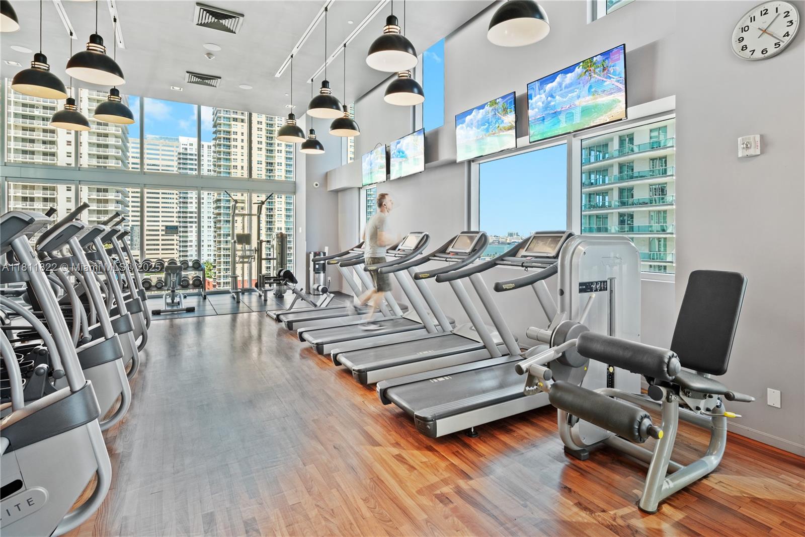 image Brickell House Condo27