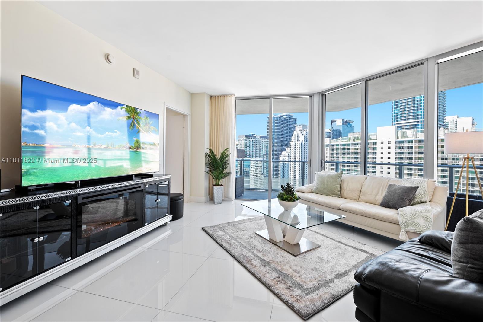 image Brickell House Condo2