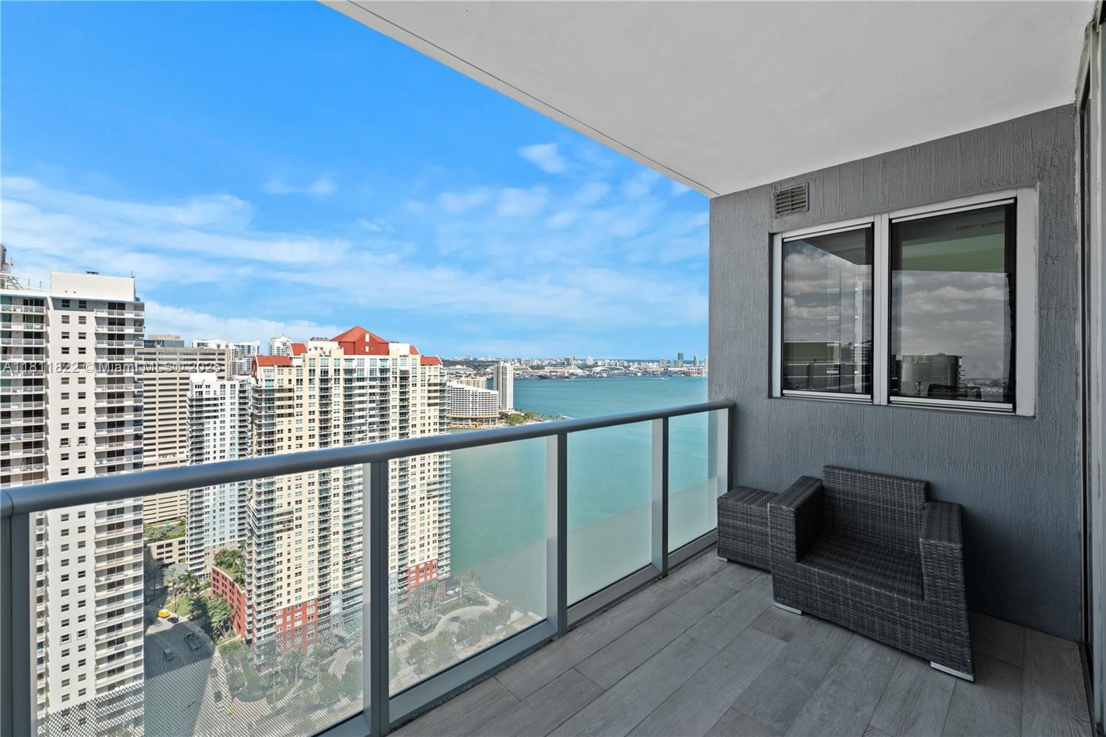 image Brickell House Condo4