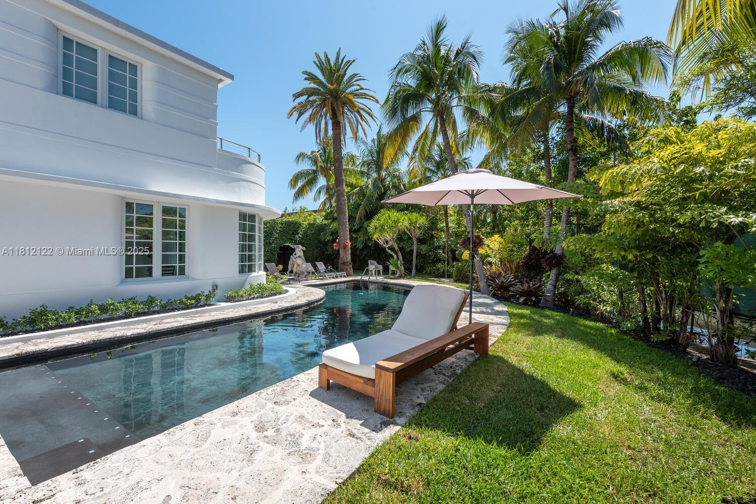 841 19th St Miami Beach, FL 33139