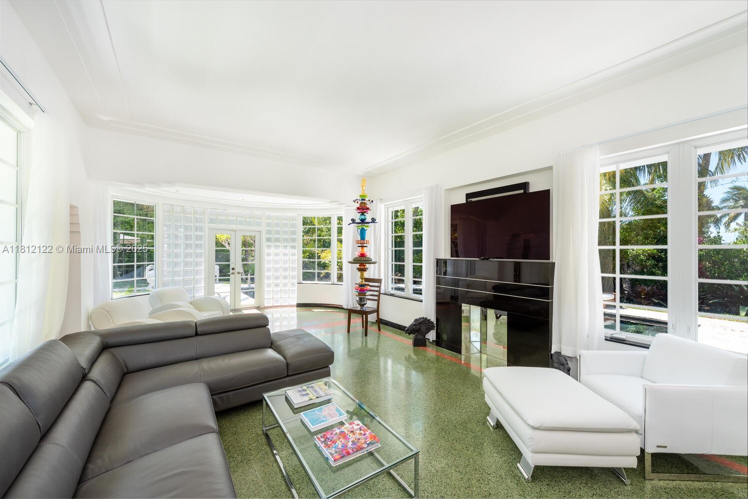 841 19th St Miami Beach, FL 33139